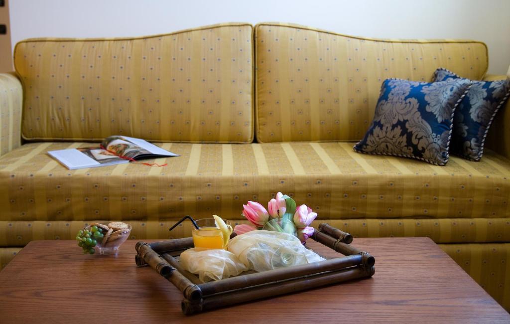 Hotel Relais Angimbe 卡拉塔菲米 外观 照片
