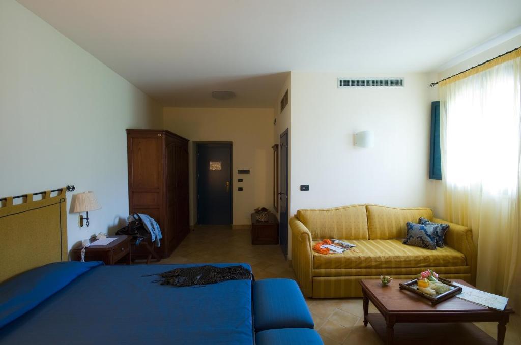 Hotel Relais Angimbe 卡拉塔菲米 外观 照片